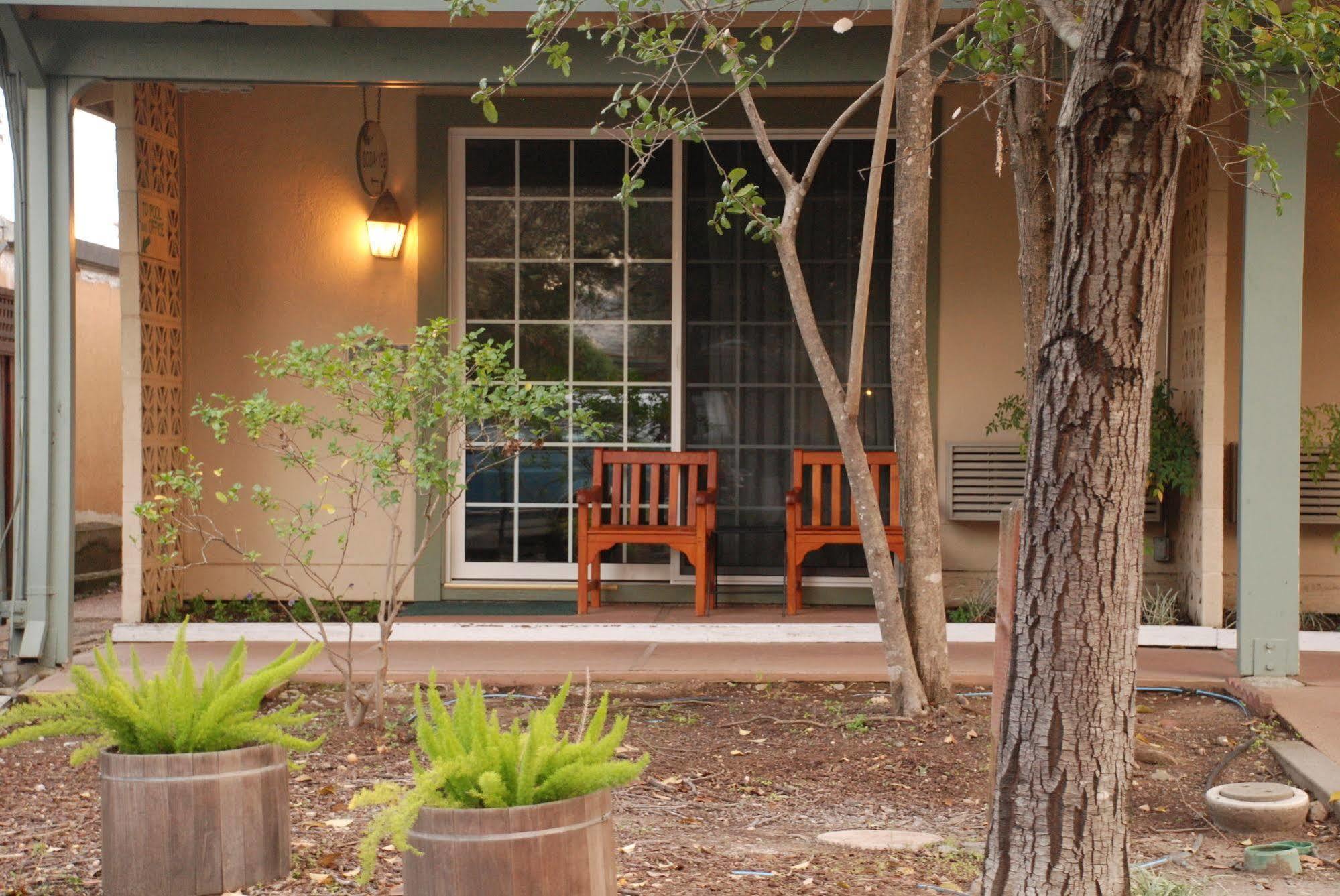 El Bonita Motel St. Helena Exterior photo